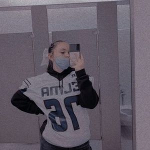 Meet your Posher, Kendra